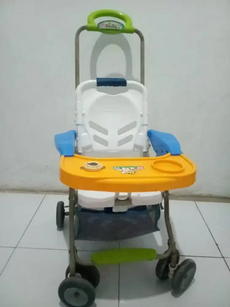 Kursi makan family