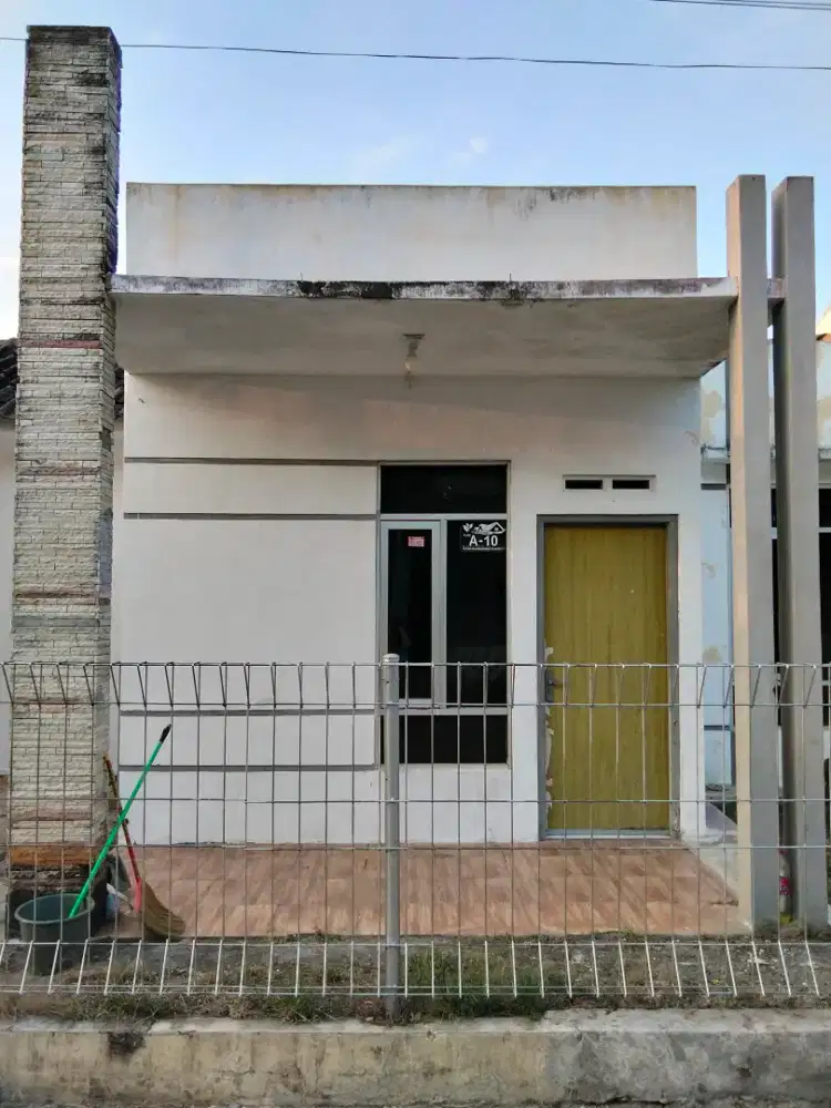 Rumah kontrakan tahunan