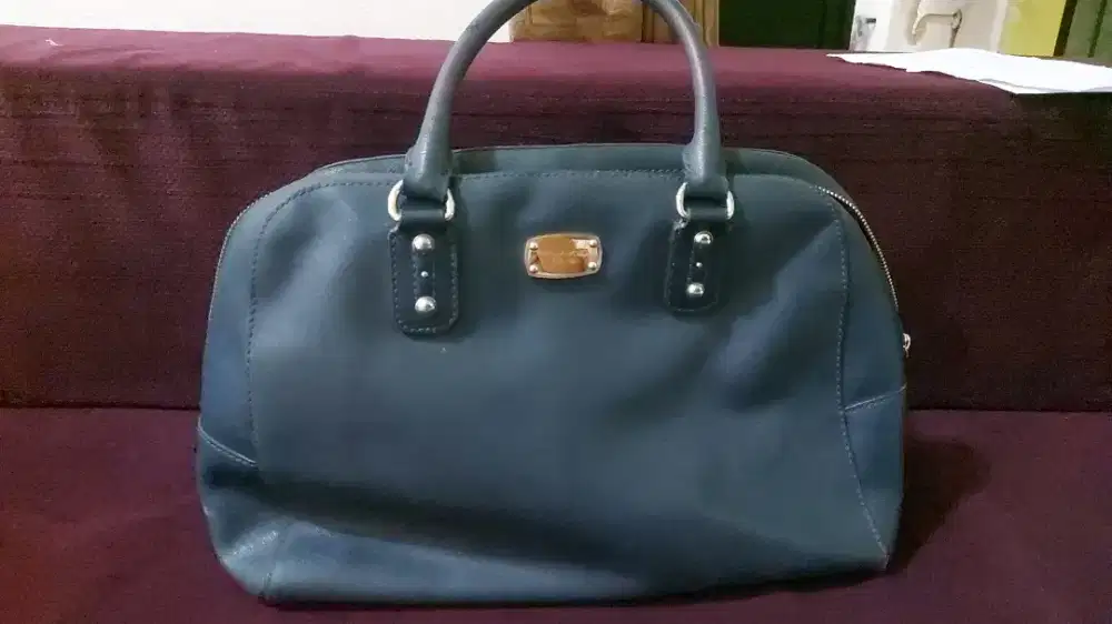 Preloved tas michael kors asli