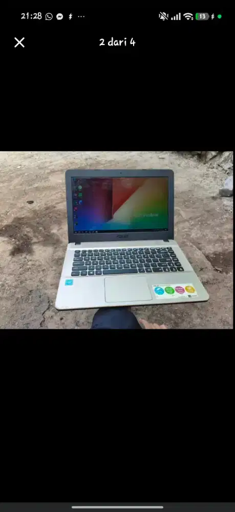 Laptop Asus VivoBook tinggal pakai