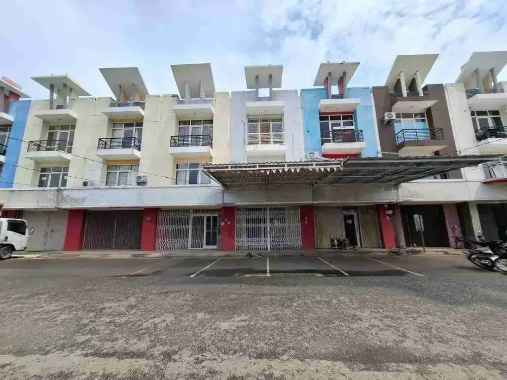 Dijual Ruko Full Renov 3 Lantai di Harapan Indah Bekasi