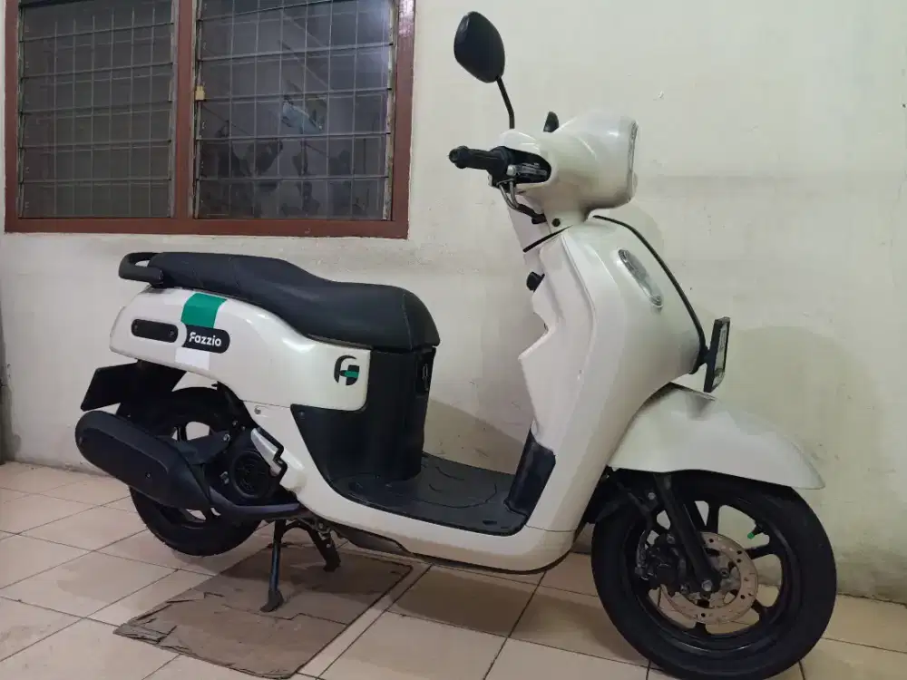 Yamaha FAZZIO 125 KEYLESS 2023 BL 1 ( ISTIMEWA / LIKE NEW) B DKI