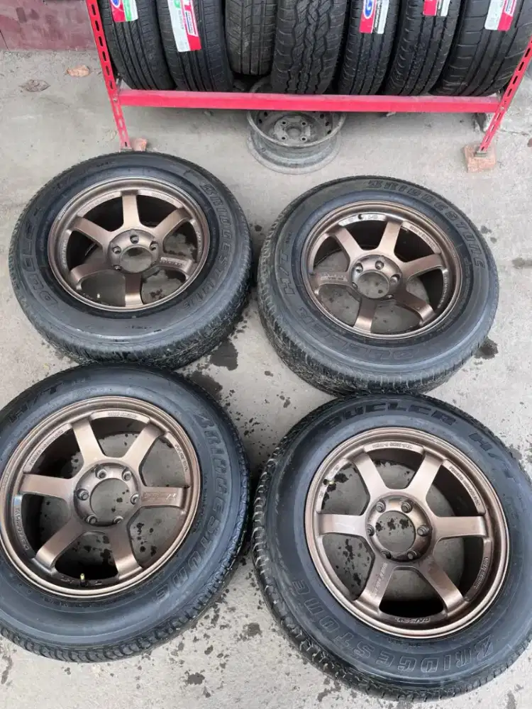 Velg te37 ring 18x9 pcd 6x139,7 ET 0 ban 265/60 R18 Fortuner pajero
