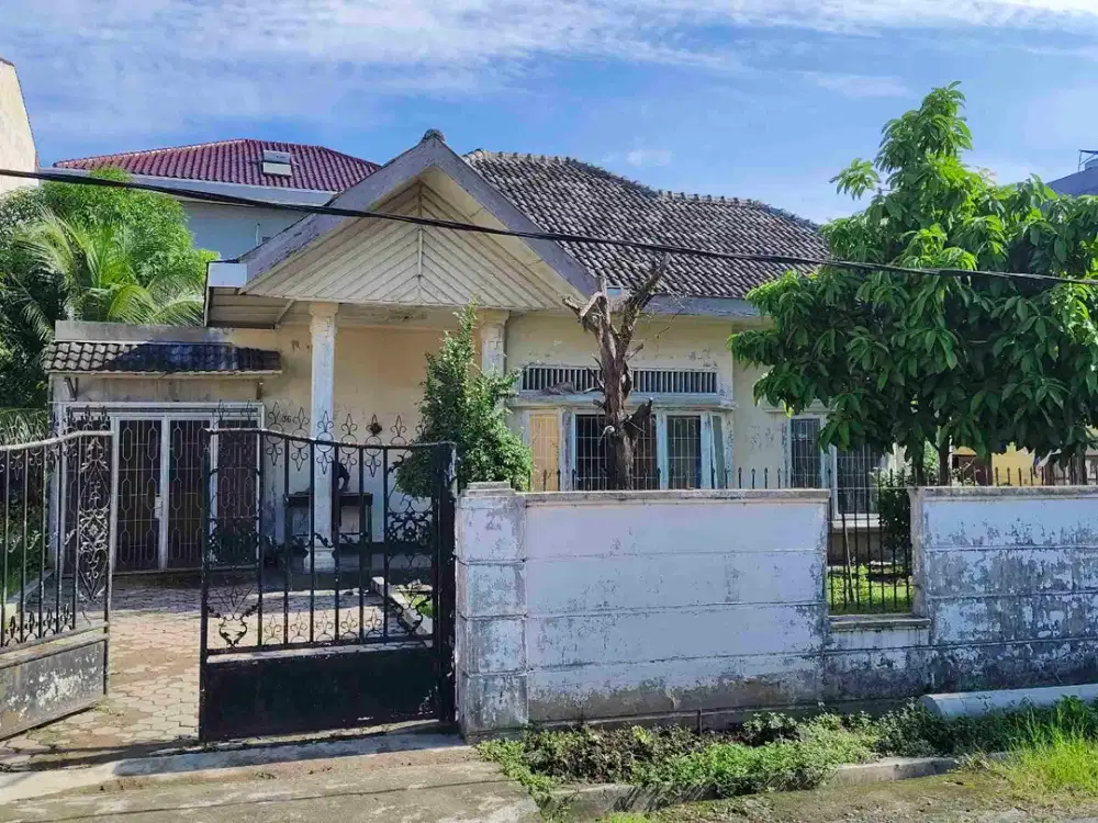 Tanah berbonus Rumah