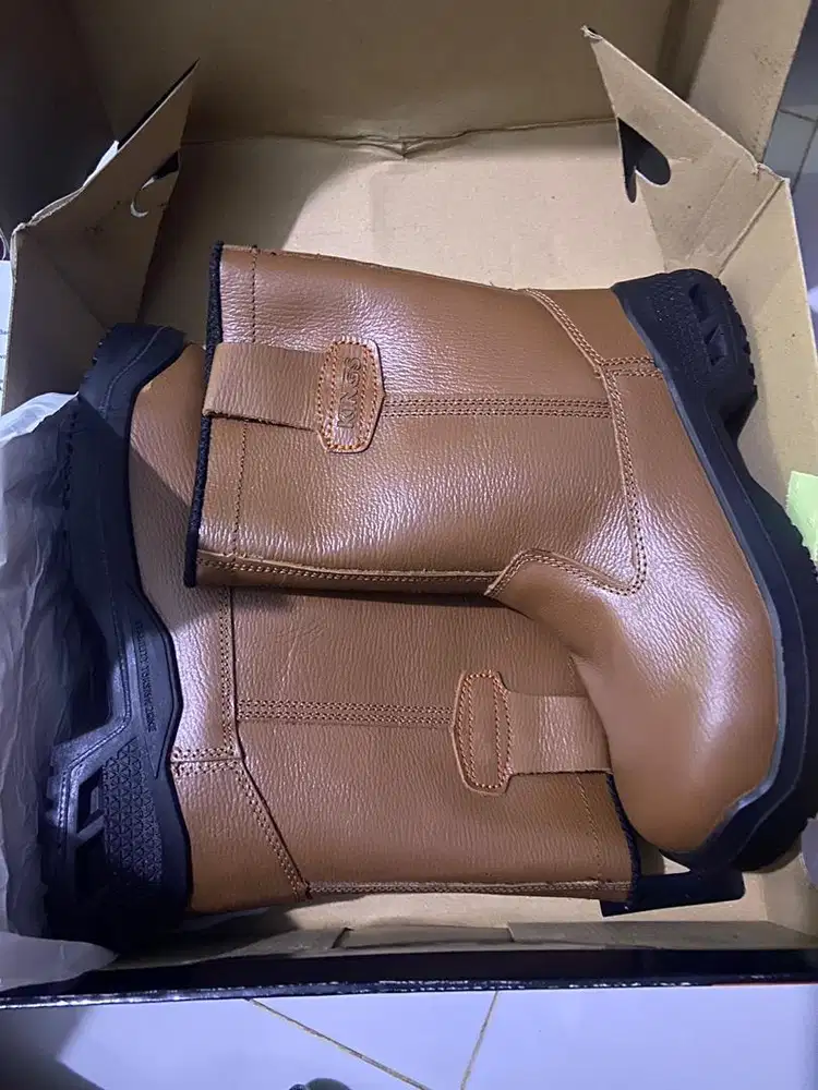 DIJUAL CEPAT SEPATU SAFETY