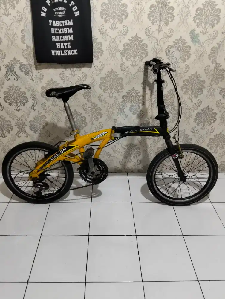 Sepeda lipat ukuran 20 untuk umur 5 sampai 15 tahun
