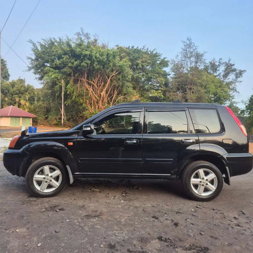 Nissan X-Trail 2008 Bensin