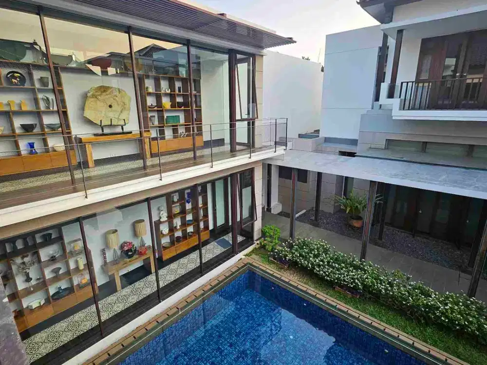 PIK  Taman Golf Timur Rumah Mewah TGT Diamond Golf Lt 1350 Bukan Ebony