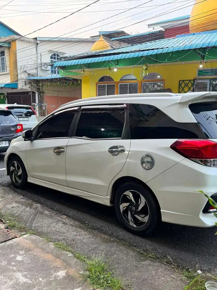 BUKAN SHOWROOM Honda Mobilio RS tipe tertinggi