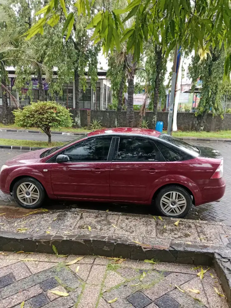 Mobil bekas Ford Focus di jual