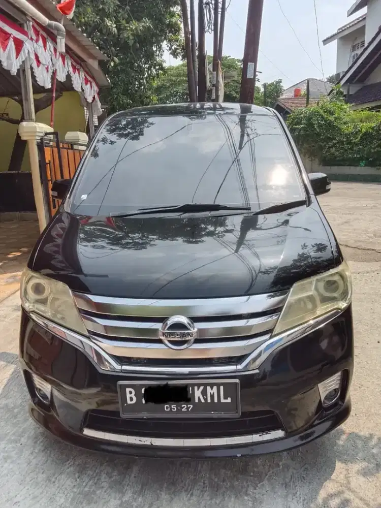Di jual serena HWS AT tahun 2013