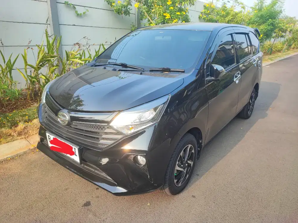 Daihatsu Sigra R AT 2025