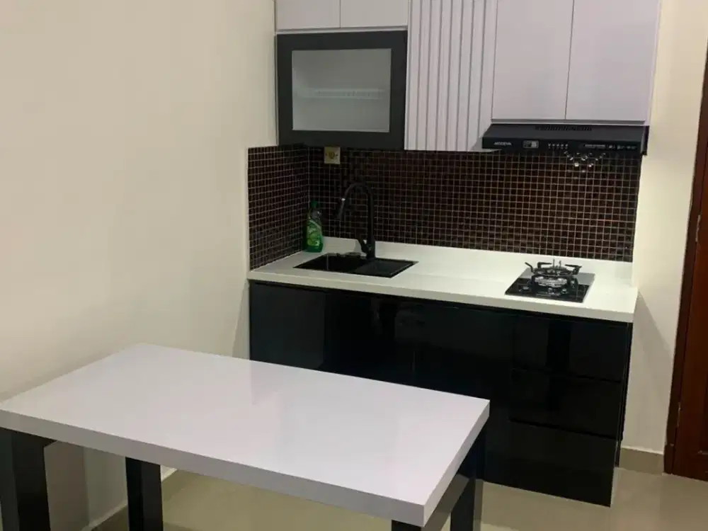 Dijual, Medit 1 Twr. Bougenville New Furnish 2 Kmr Lantai Rendah View Pool
