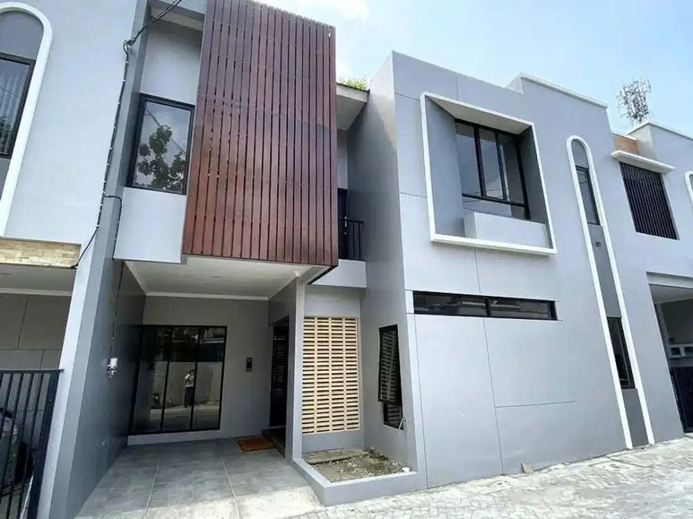 Rumah Cantik di Lingkungan Cluster Dekat Kampus UNS