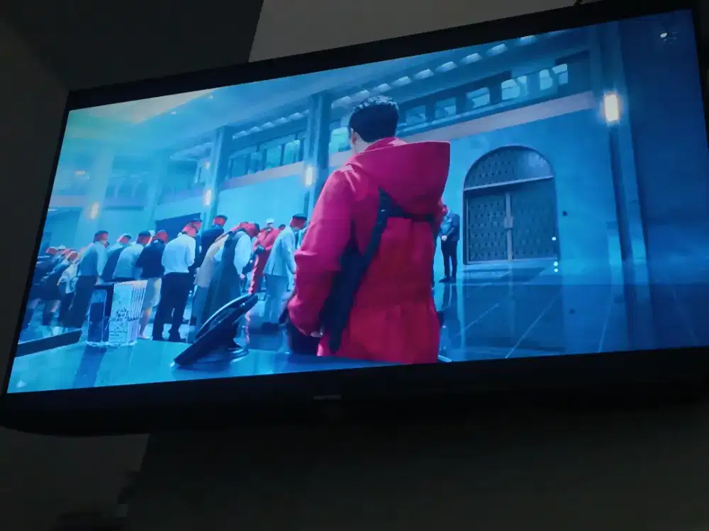 jual tv 43 inc merk polytron 4k