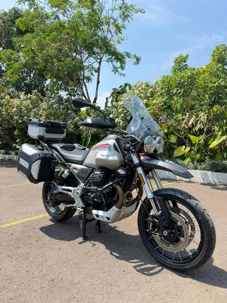 Motoguzzi V85TT Travel