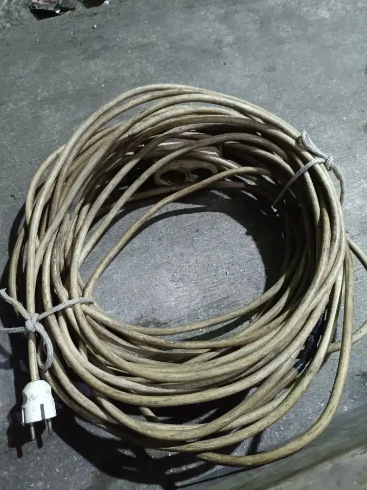 Kabel Eterna Bekas