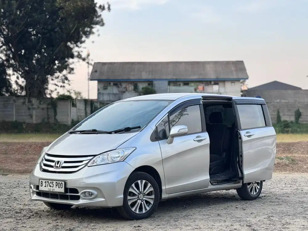 Honda Freed PSD 1.5 2014 Facelift