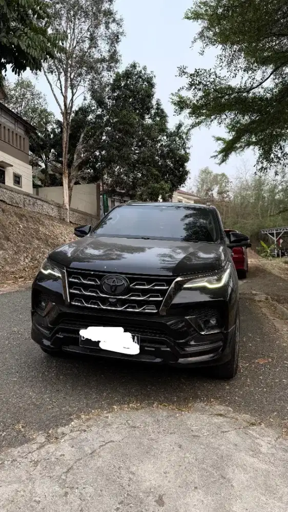 Jual fortuner gr 2.4 kondisi istimewa