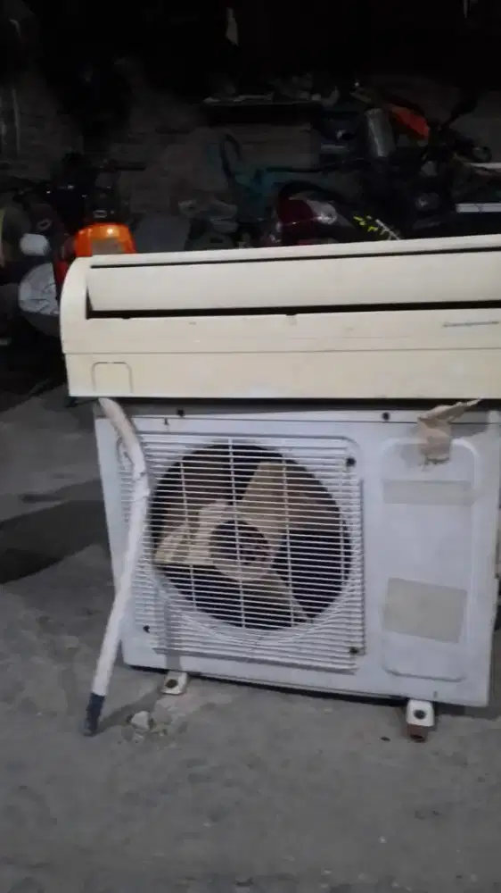 Di cari barang bekas rosok