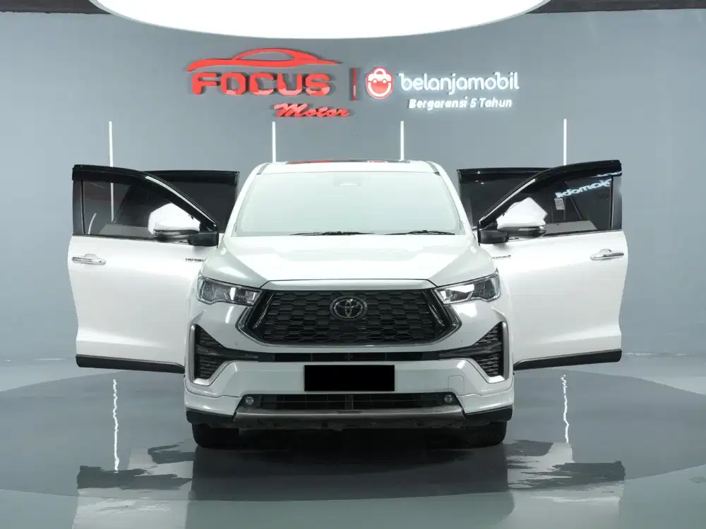 Km 25rb toyota kijang innova zenix q hybrid modelista 2025 putih