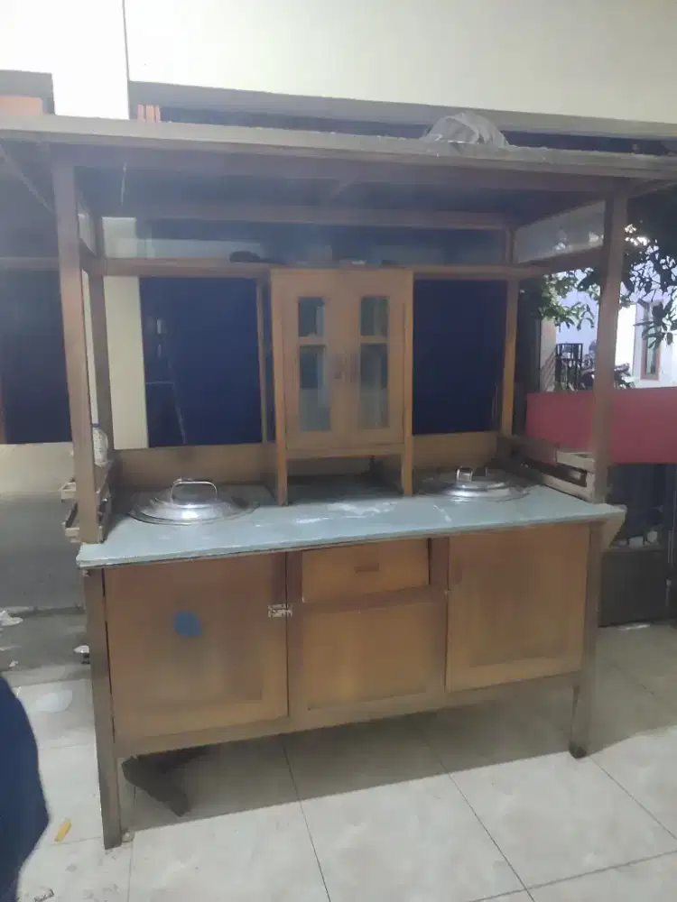 Gerobak kayu mie ayam bakso