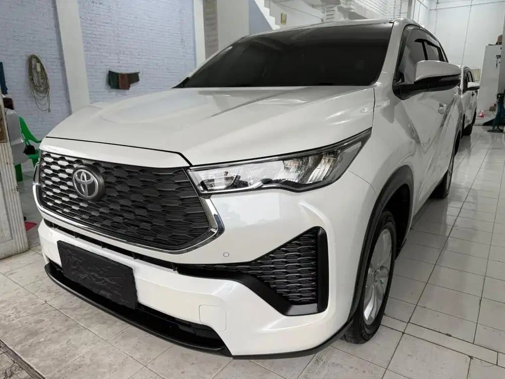 Zenix 2.0 V Bensin CVT  2024 Putih