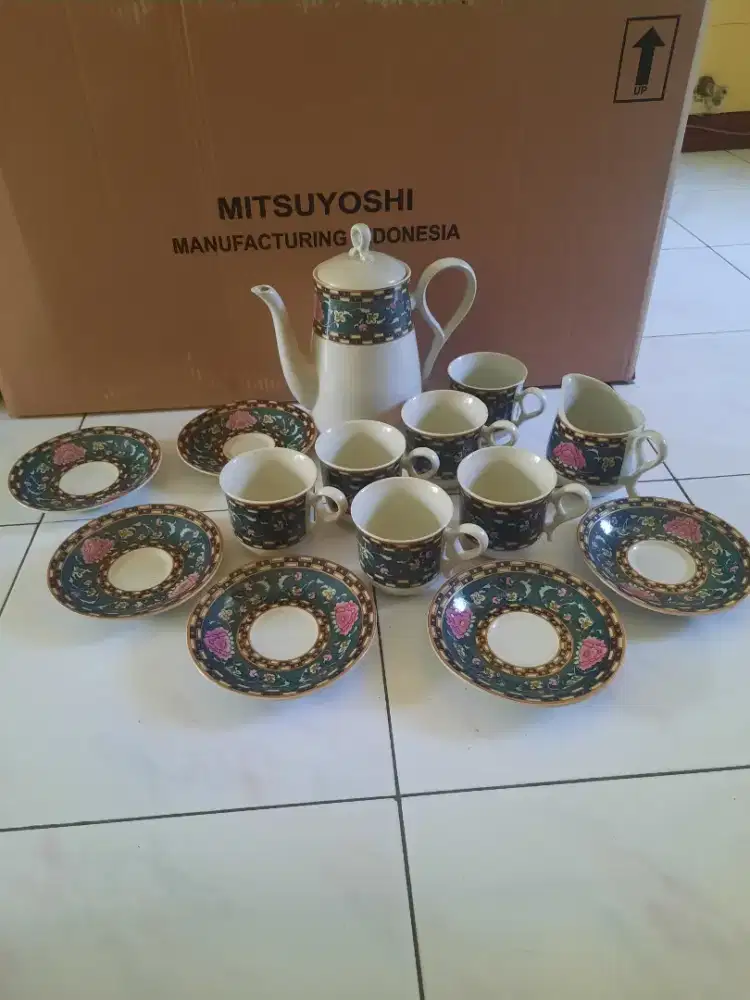 Cangkir teko set keramik vintage