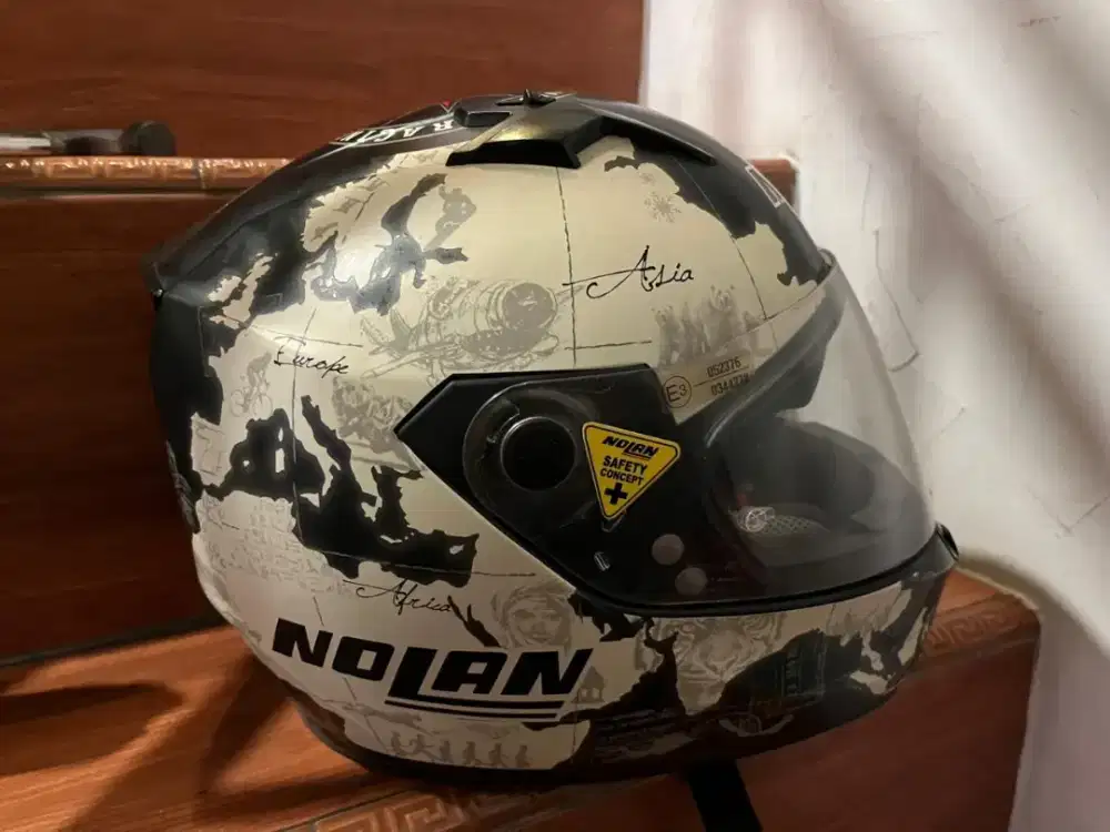 Jual Helm Nolan N64 Full Face Original - Motif Map / Peta Dunia