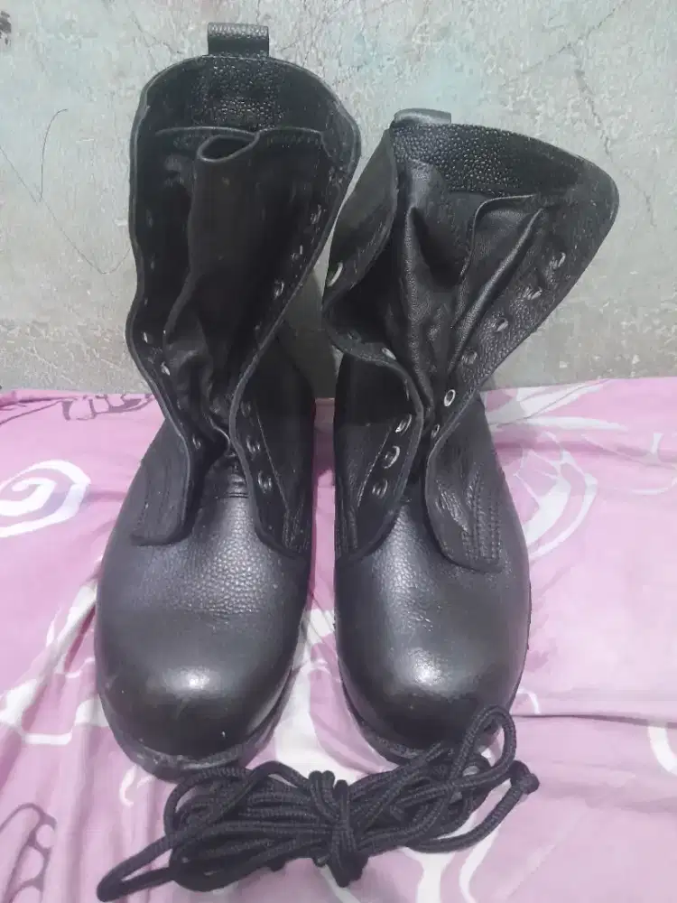 Maharin aja ni Ukuran 42 ,Sepatu PDL