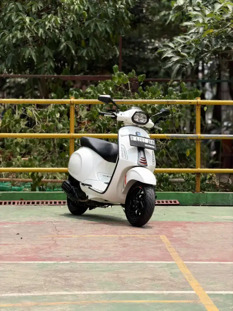 VESPA SPRINT S NEW MODEL 150 IGET ABS LED THN 2024 PERFECT CONDITION