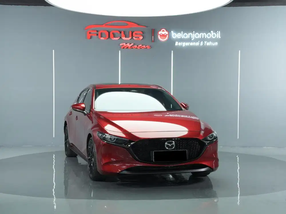 Mazda 3 mazda3 hatchback skyactive 2023 merah sunroof