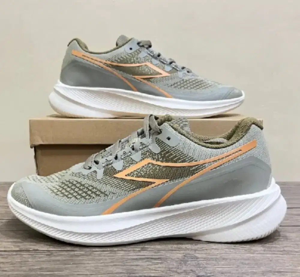 Sepatu diadora run size 44 murah