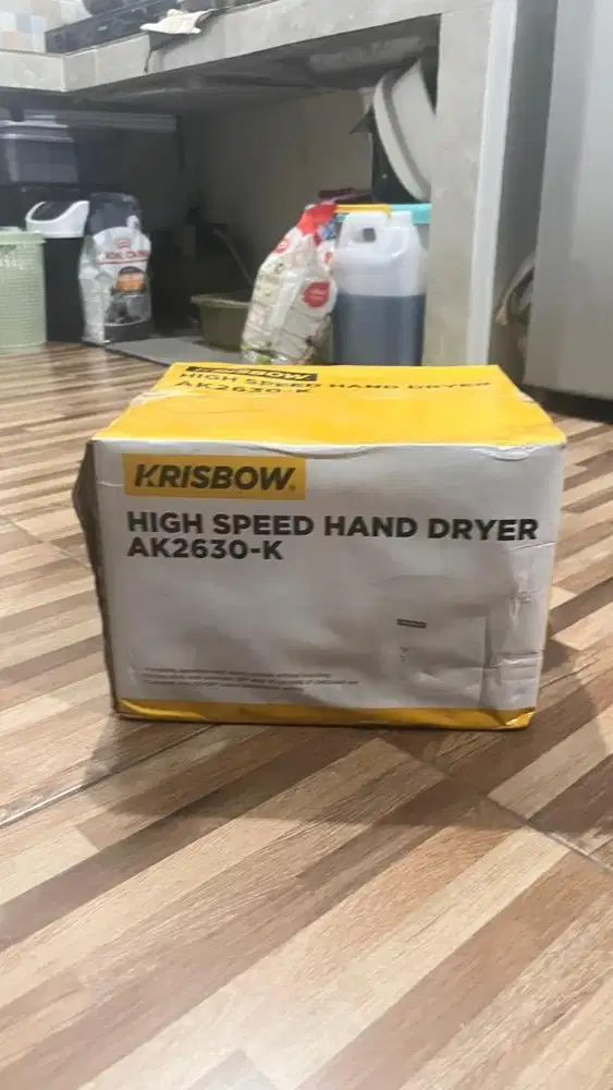 Kris brow hand dryer