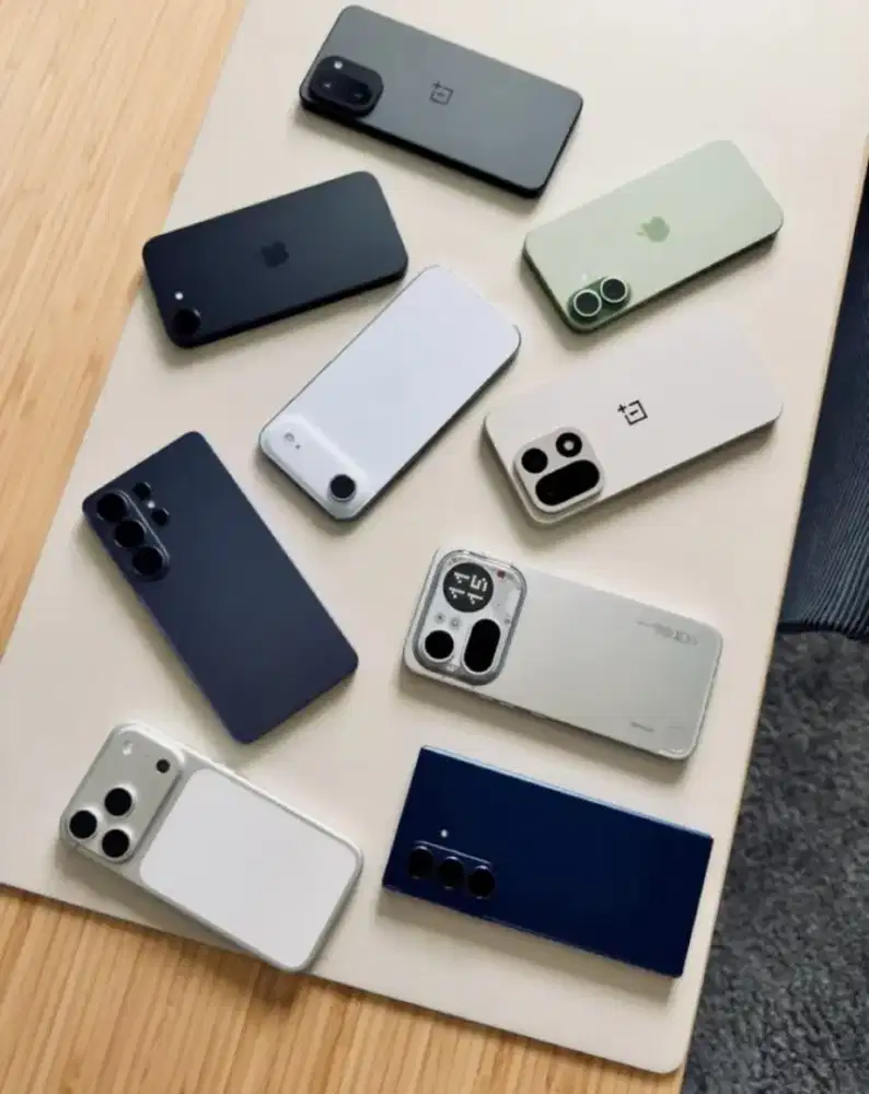 Bantu teman cari kerja sama di handphone