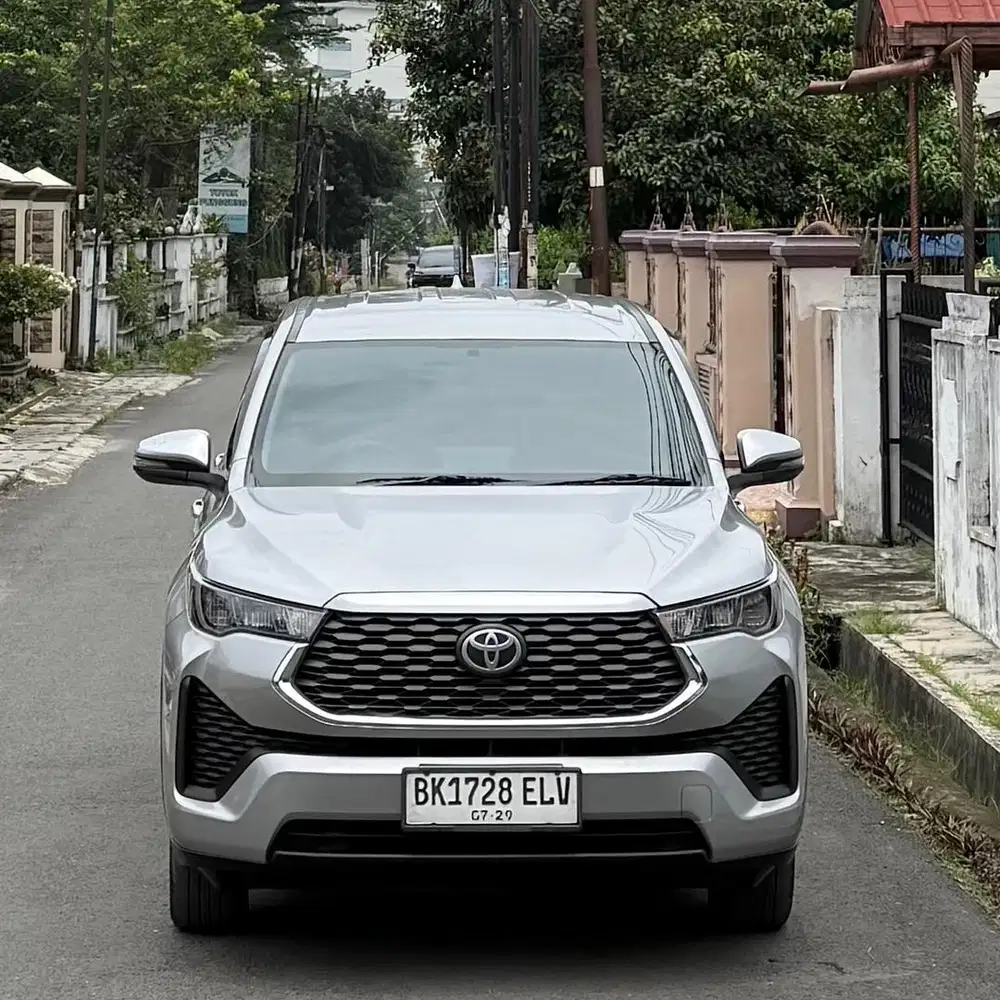 Toyota Innova Zenix G 2.0 Matic 2024