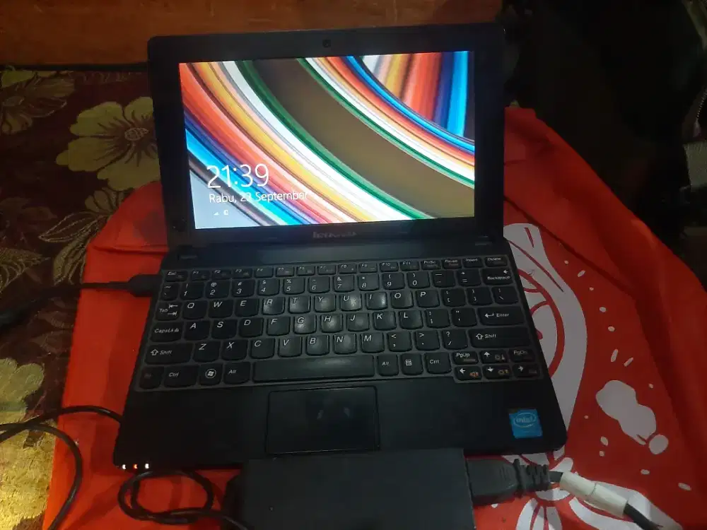 Lenovo e10 notebook