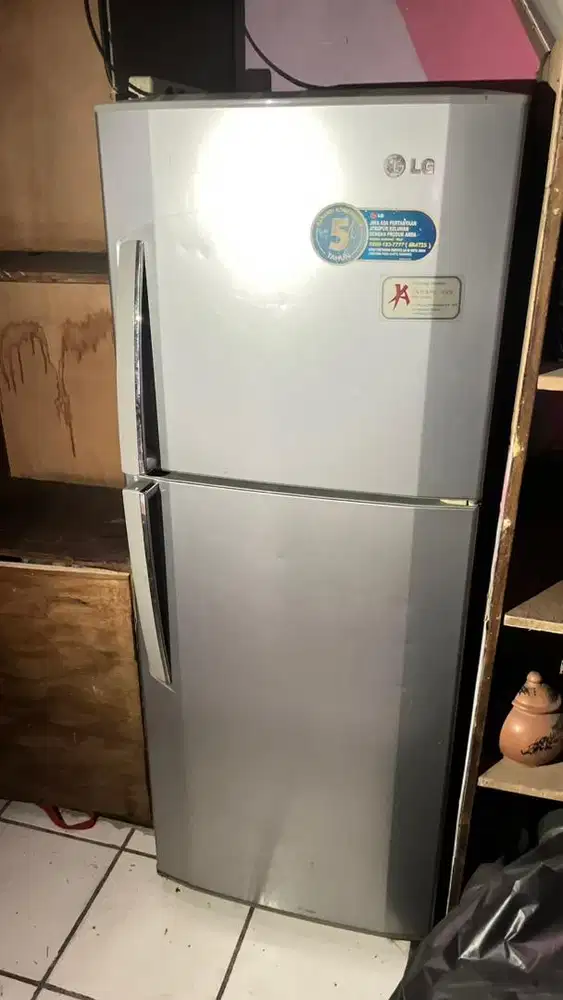 KULKAS LG 2 PINTU