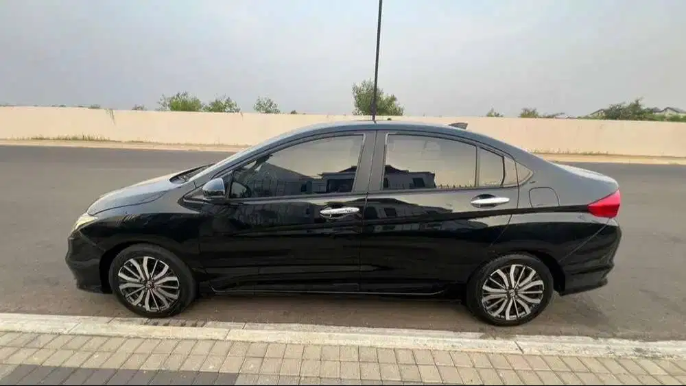 Honda City 1.5 E CVT Matic 2017 Bensin