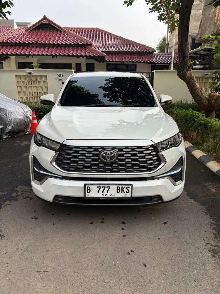 Toyota Kijang Innova 2023 Bensin