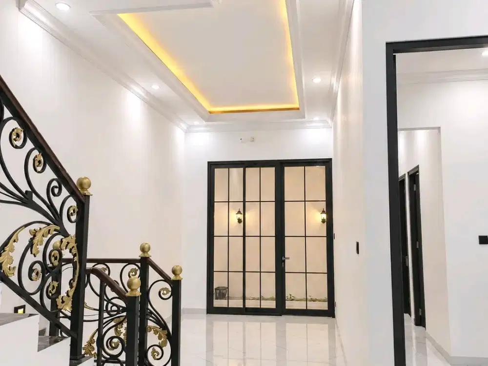Dijual Murah Rumah Baru Gress Babatan Pantai Utara Semi Classic Minimalis 2LT LT150m 4KT Dekat Galaxy Mall Surabaya Timur