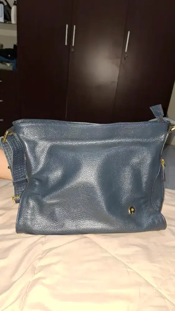 Preloved Tas Branded Papillon