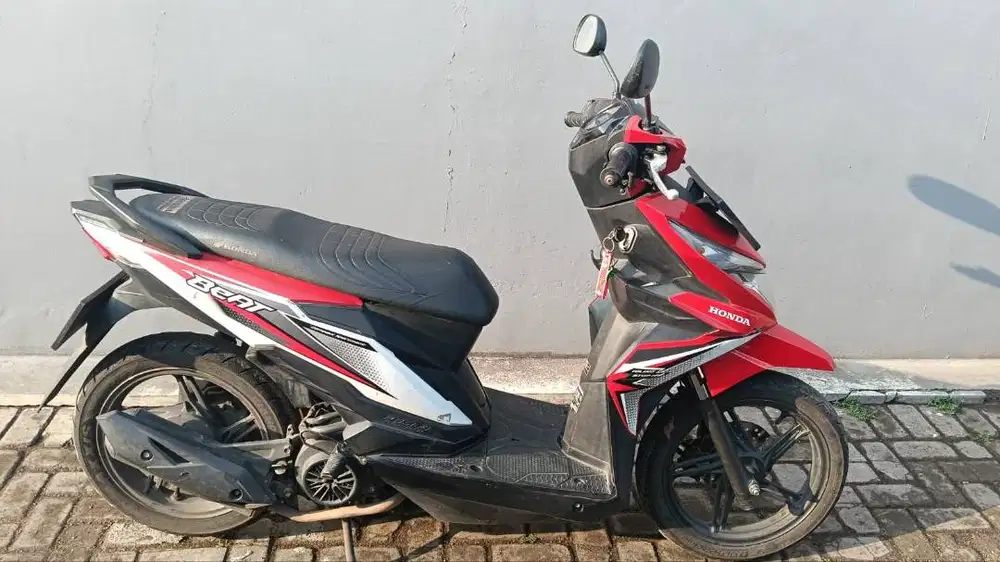 HONDA BEAT ORISINIL TANGAN 1– MESIN SEHAT – SURAT LENGKAP - SIAP PAKAI
