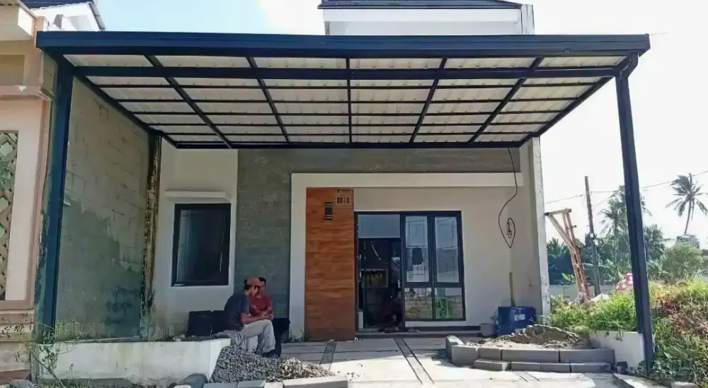 Pasang kanopi baja ringan