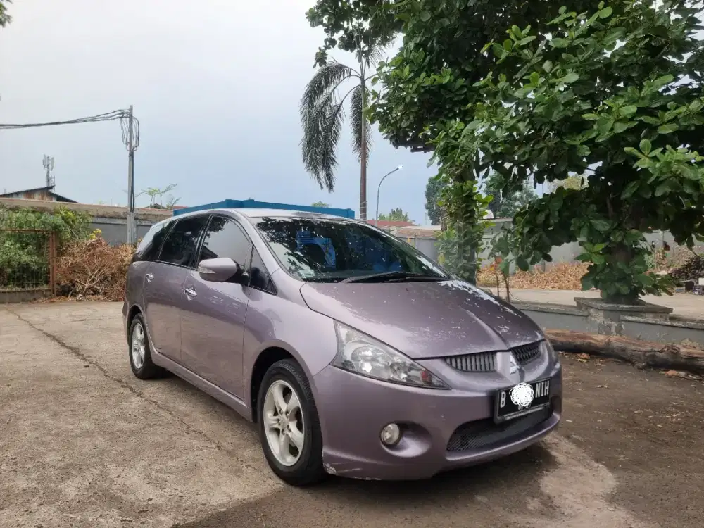 Mitsubishi Grandis 2.4 Mivec
