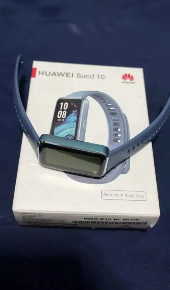 Huawei band 10.