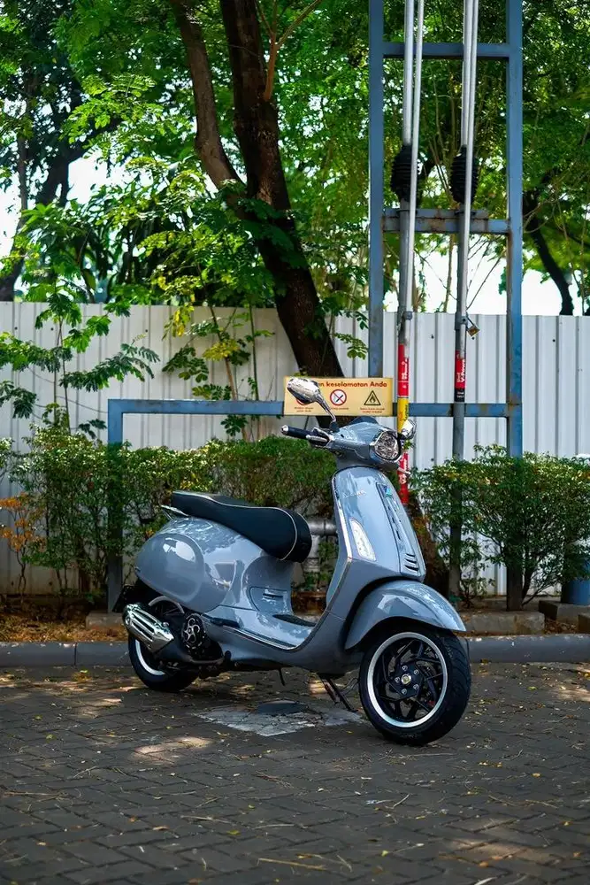 SPRINT 150 IGET ABS FACELIFT (GREY MATERIA)