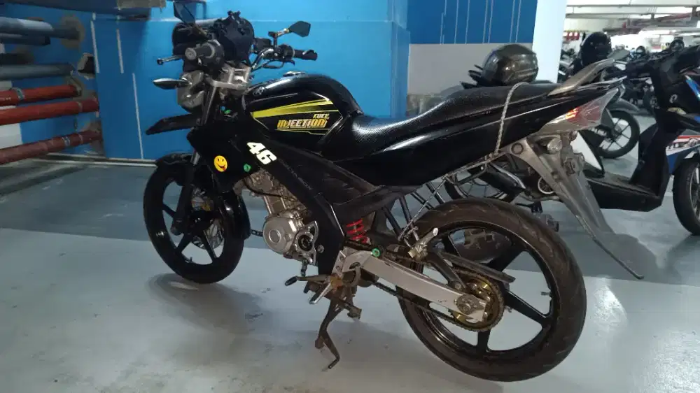 YAMAHA V-XION THN 2011