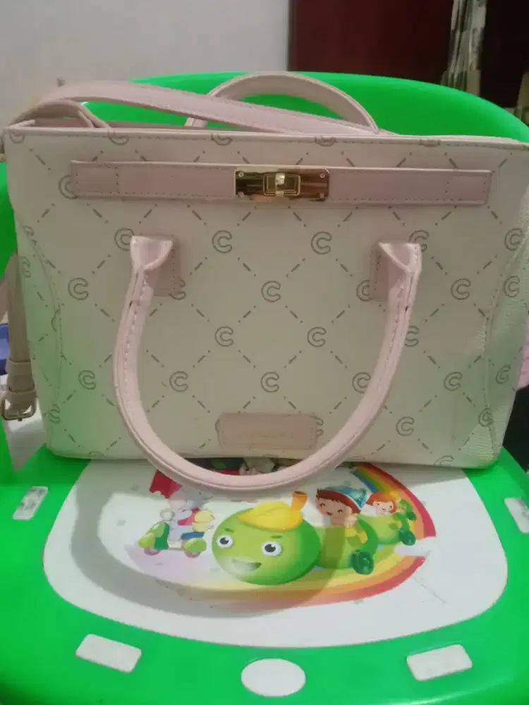 Tas Manis untuk Kalian yang manis