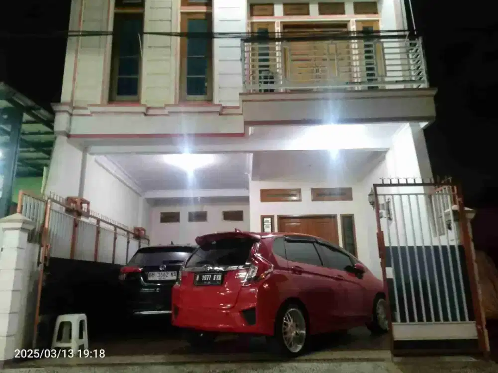Rumah 2 Lantai murah Beji Tanah Baru Depok